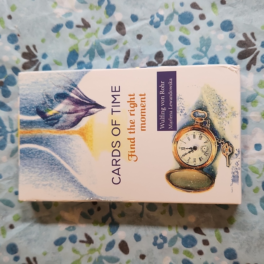 NEW●Cards of Time - Find the right moment- 33 Cards & Guidebooklet